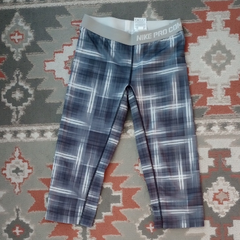 Nike Pro Combat Plaid Leggings - White and Gray - M